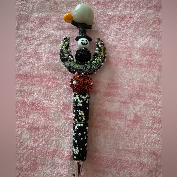 Handcrafted Pen-Jack Skellington (Glow in the dark) - Picture 3 of 3